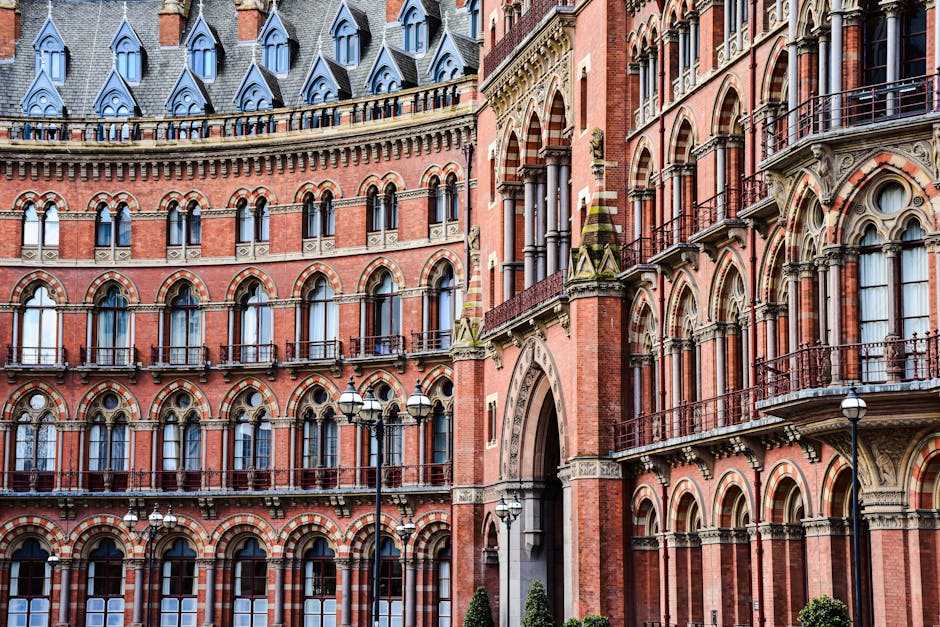 london hotel ETA visitor