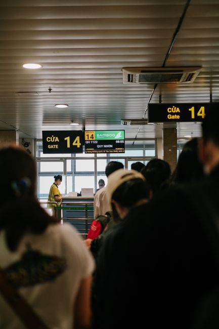 Border control where an approved UK ETA is verified